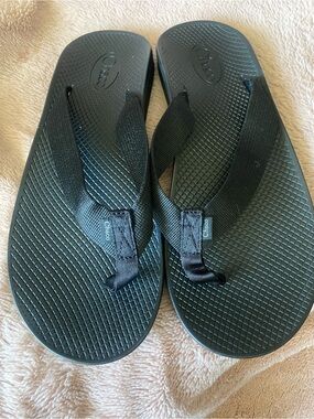 Chaco Black Textured Footbed Flip Flops